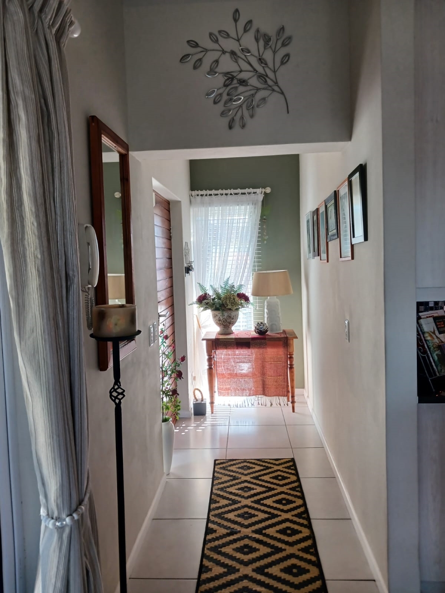 3 Bedroom Property for Sale in Stilbaai Wes Western Cape